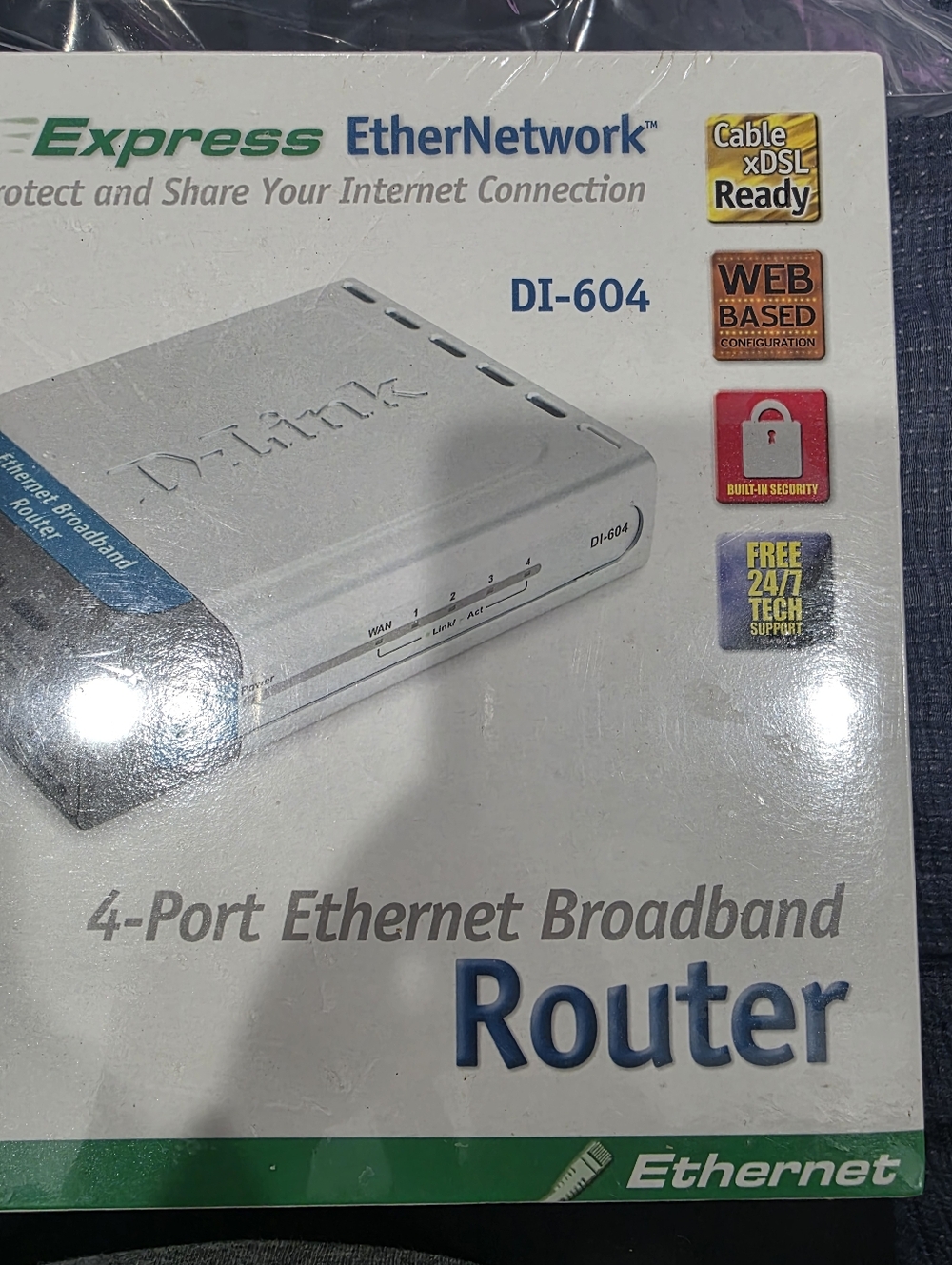 D-Link 4-Port Ethernet Broadband Router DI-604 Cable/DSL XBOX Compatible NEW - Picture 6 of 7
